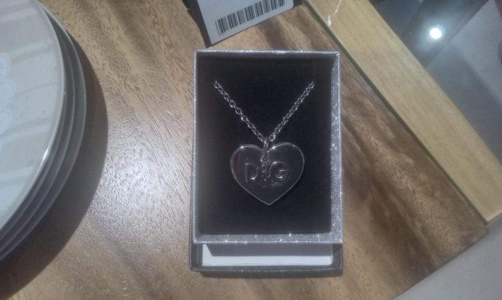 PENDENTIF DOLCE GABANNA