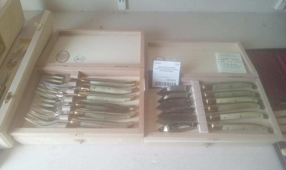 MENAGERE 24 PIECES LAGUIOLE+COFFRET ARTISAN HONORE DURAND