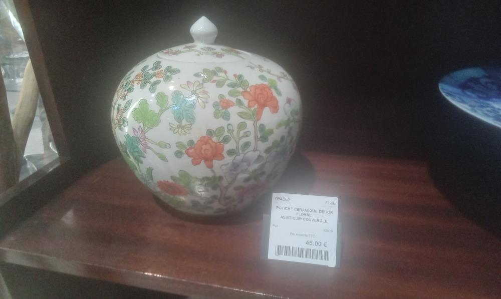 POTICHE CERAMIQUE DECOR FLORAL  ASIATIQUE+COUVERCLE