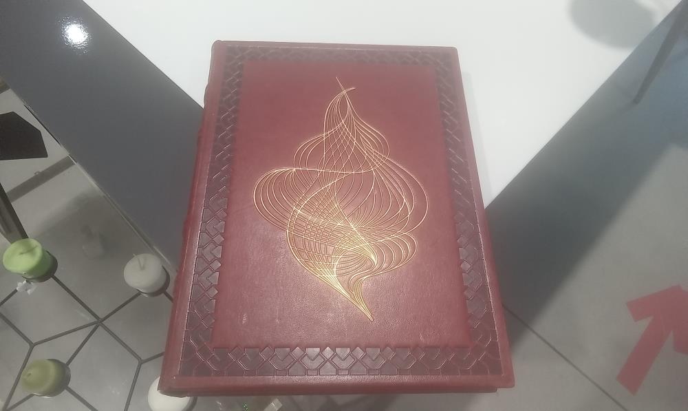 LIVRE LA MAIN ENCHANTEE GERARD DE NERVAL ILLU GILBERT