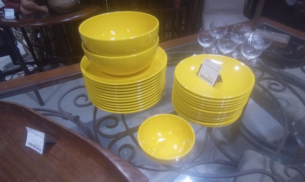 SERVICE CERAMIQUE JAUNE 