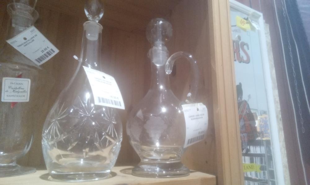 CARAFE 1 ANSE DECOR RAISIN+BOUCHON