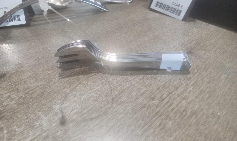 LOT DE FOURCHETTES INOX A HUITRE