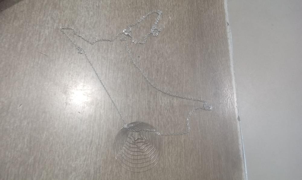 COLLIER+PENDENTIF AJOURE ETOILE