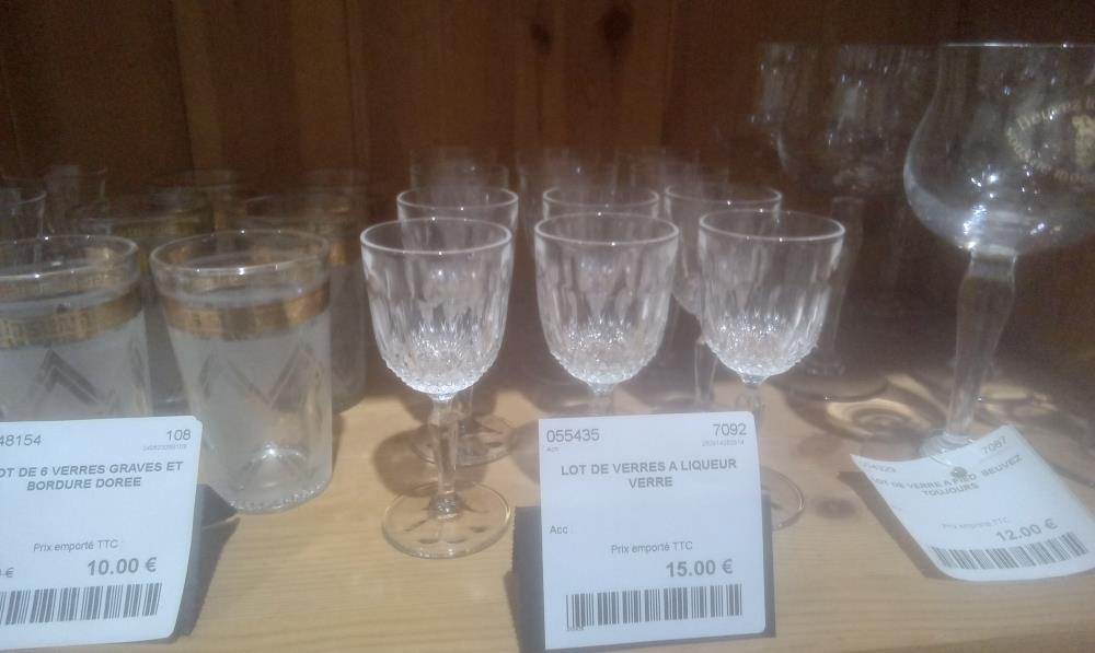 LOT DE VERRES A LIQUEUR VERRE