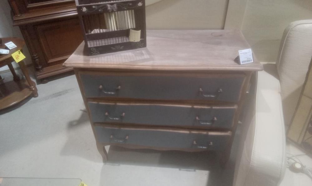 COMMODE PEINTE 3 TIROIRS EN L'ETAT