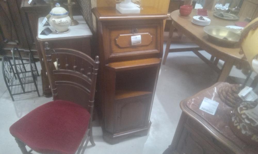 MEUBLE RUSTIQUE 2PORTES+ NICHE