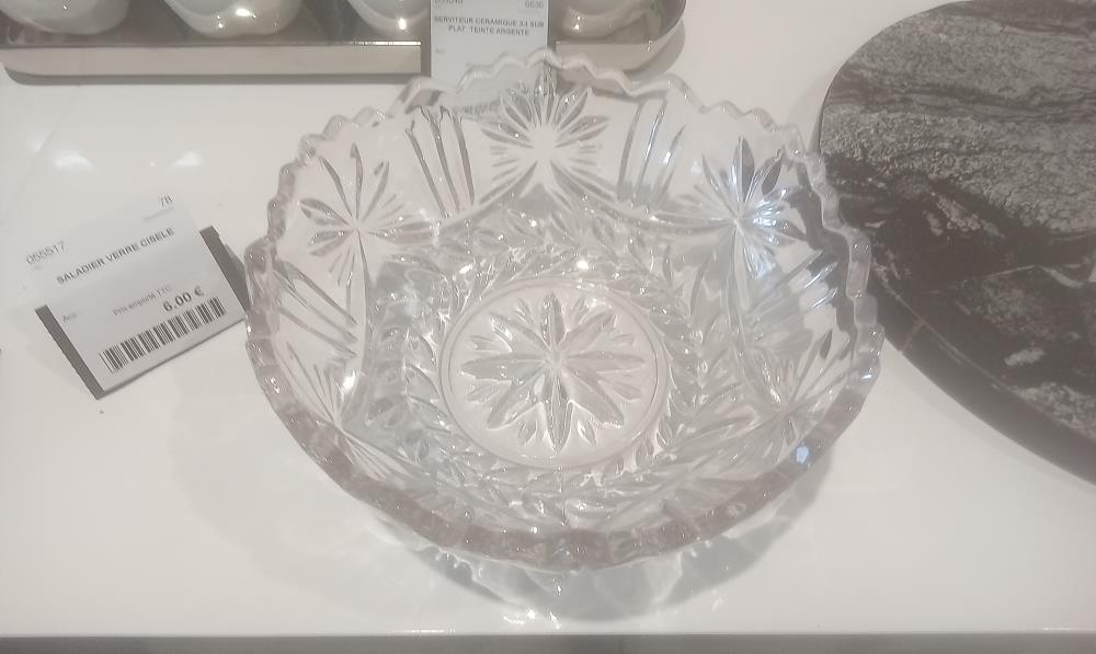 SALADIER VERRE CISELE