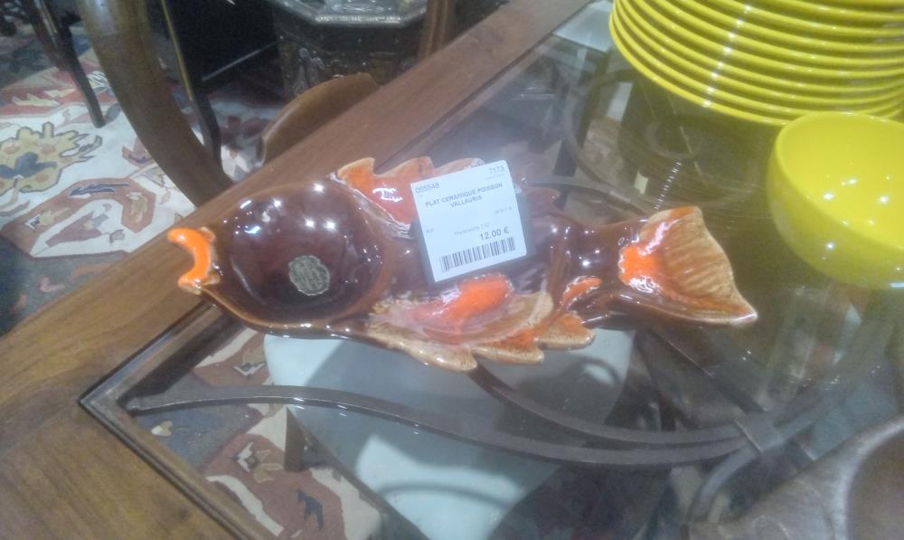 PLAT CERAMIQUE POISSON VALLAURIS