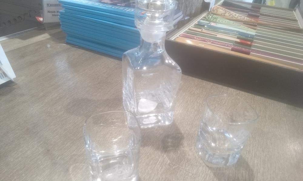 CARAFE VERRE+2 VERRES SCOTCH