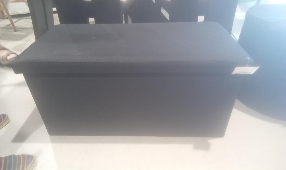POUF TISSUS NOIR PLIANT
