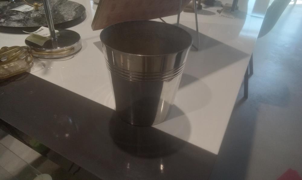 SEAU A GLACON METAL ARGENTE AVEC FILET