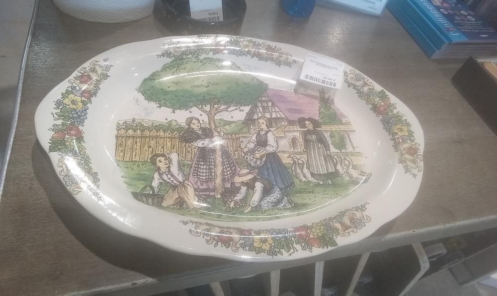 PLAT CERAMIQUE SCENE PAYSANNE GM