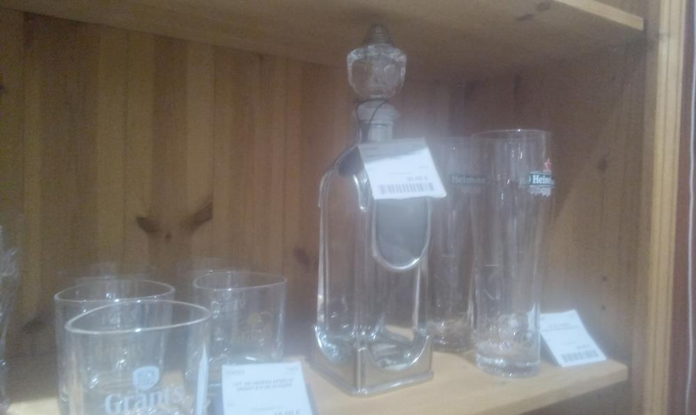 CARAFE A WHISKY VERRE ET ETAIN
