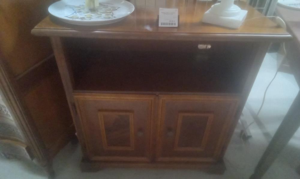 MEUBLE TELE 2 PORTES+ NICHE RUSTIQUE