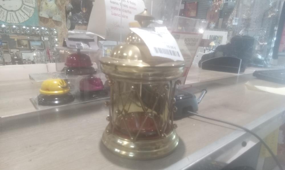 BOITE MUSICALE VERRE ET METAL DORE