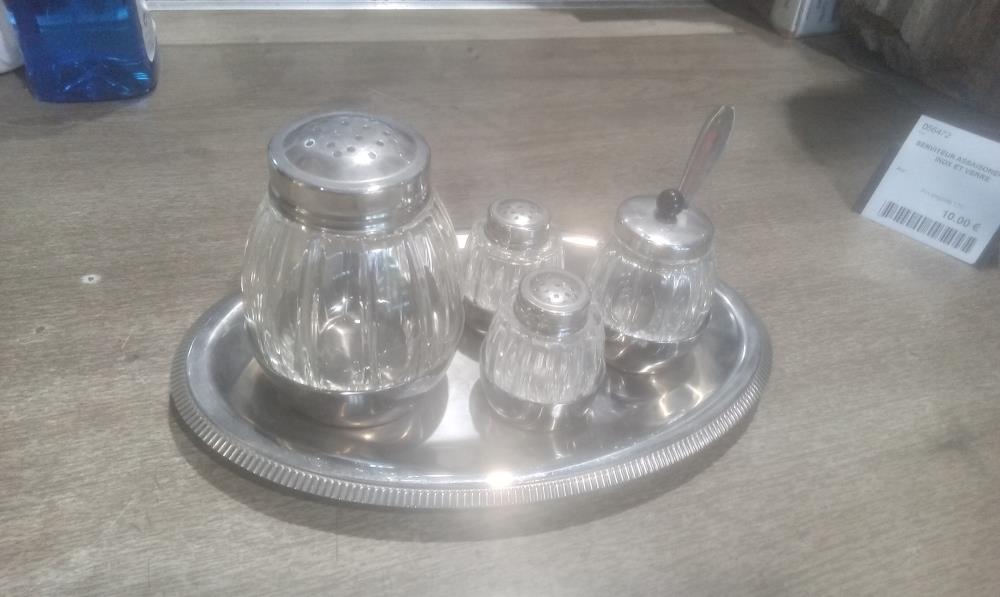 SERVITEUR ASSAISONEMENT INOX ET VERRE