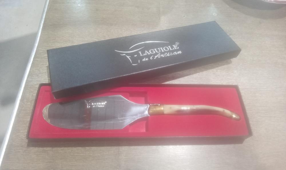 PELLE A TARTE ARTISAN HONORE DURAND LAGUIOLE
