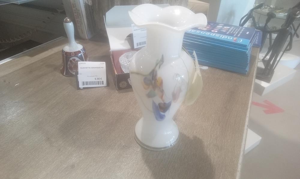 VASE VERRE COL FESTONNE
