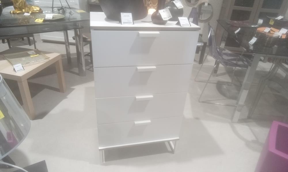 COMMODE MELAMINEE BLANCHE 4TIROIRS EN L'ETAT