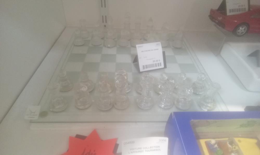 JEU D'ECHEC EN VERRE