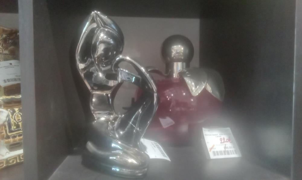 ELEGANTE CERAMIQUE VERNISSE DOREE