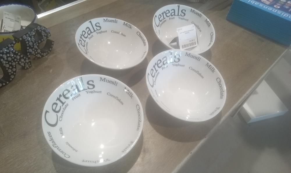 LOT DE BOLS CERAMIQUE CEREAL