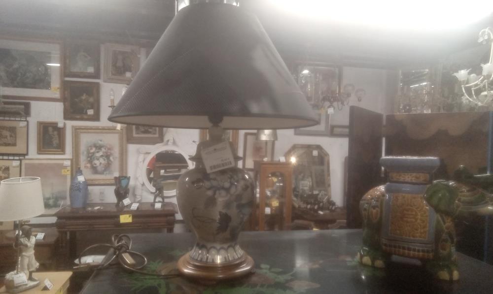LAMPE CERAMIQUE DECOR FLORAL+ABATJOUR NOIR