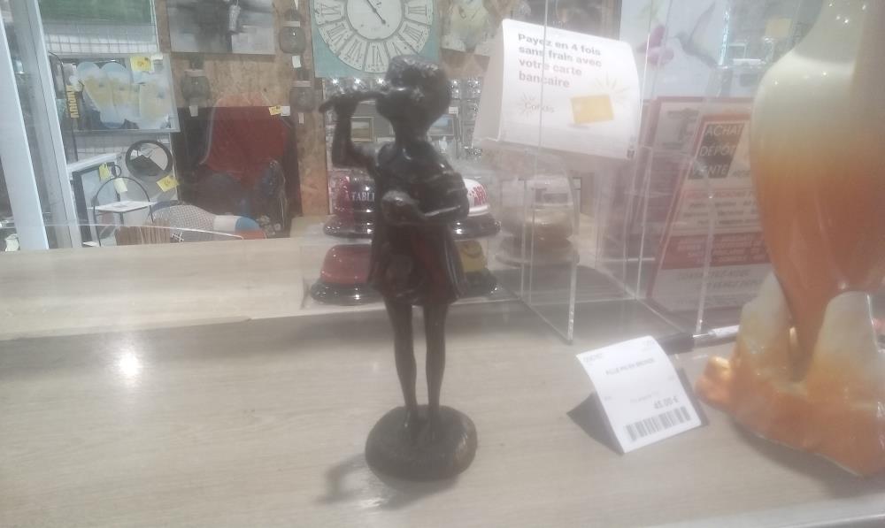 FILLE PM EN BRONZE