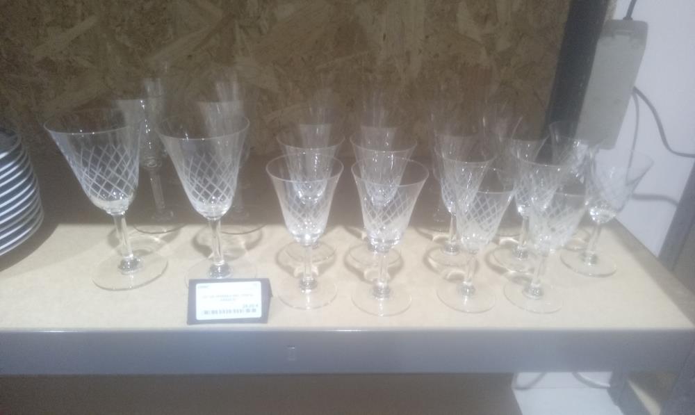 LOT DE VERRES A PIED CRISTAL ANNEE 50