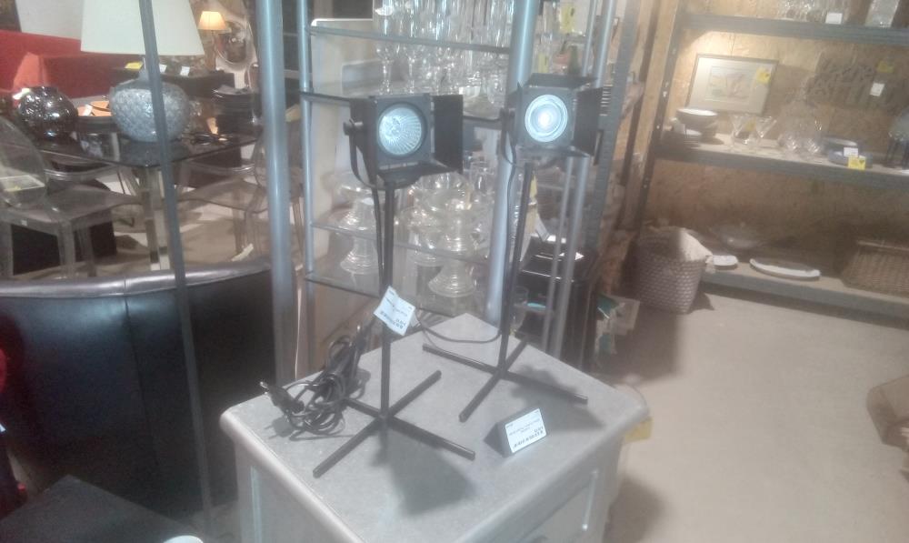 PAIRE DE LAMPE A POSER STYLE CINEMA