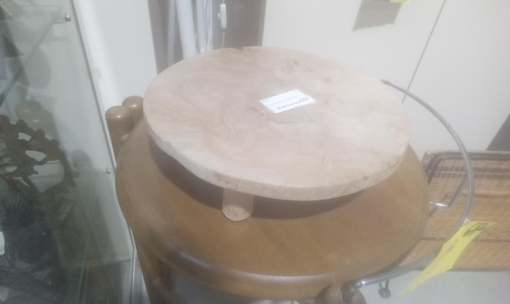 PORTE PLANTE BOIS ROND