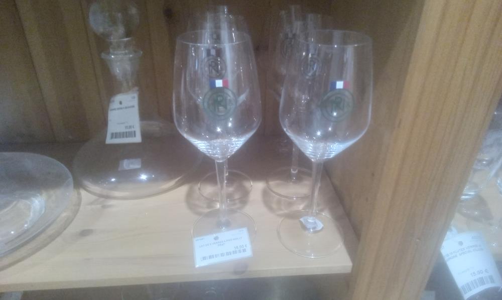 LOT DE 6 VERRES A PIED NOILLY PRAT