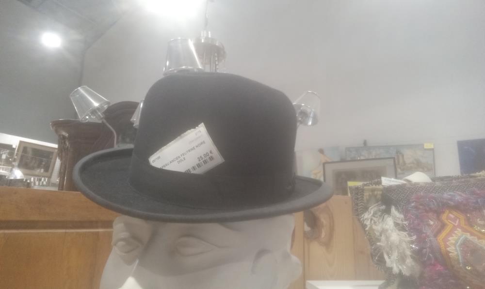 CHAPEAU ANCIEN FEUTRINE NOIRE DOLE