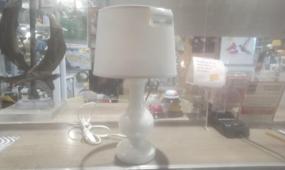 LAMPE ALBATRE+ABAT JOUR