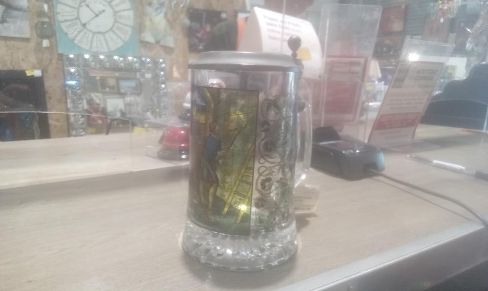 CHOPE A BIERE  VERRE 1ANSE DECORE PEINTRE