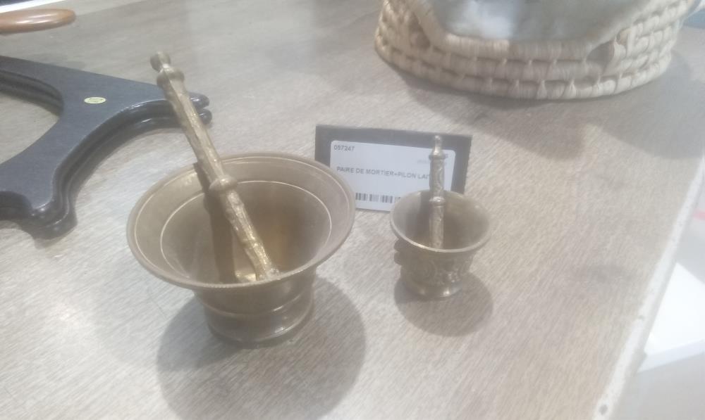 PAIRE DE MORTIER+PILON LAITON