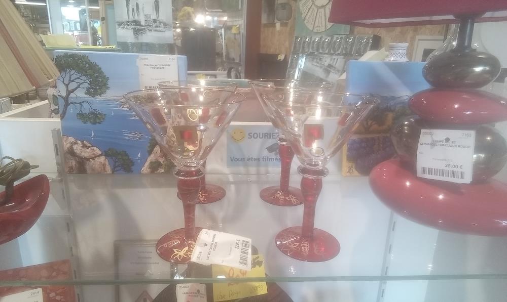 LOT DE 4 COUPES A COKTAIL COULEUR