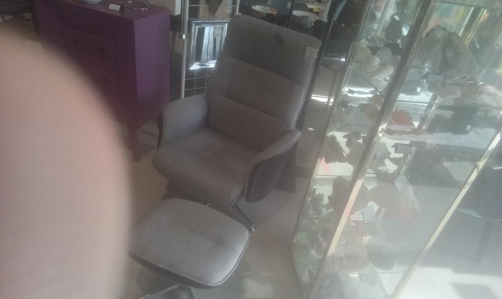 FAUTEUIL RELAX+POUF TISSUS GRIS+LOOCK NOIR