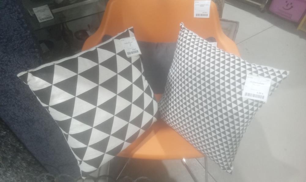 COUSSIN FANTAISIE