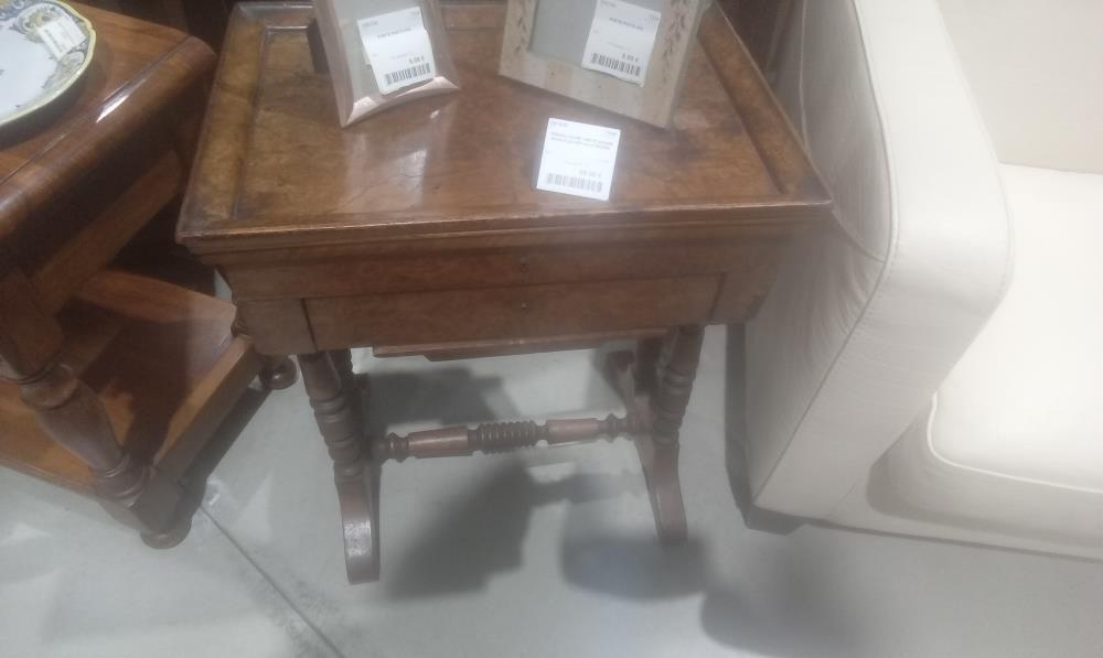 TRAVAILLEUSE 1900 PLACAGE RONCE NOYER 1A+2TIROIRS