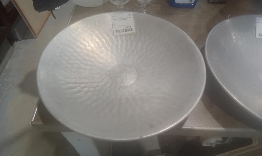 PLAT DE PRESENTATION GM ALUMINIUM