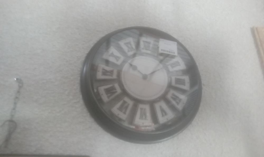 PENDULE PVC