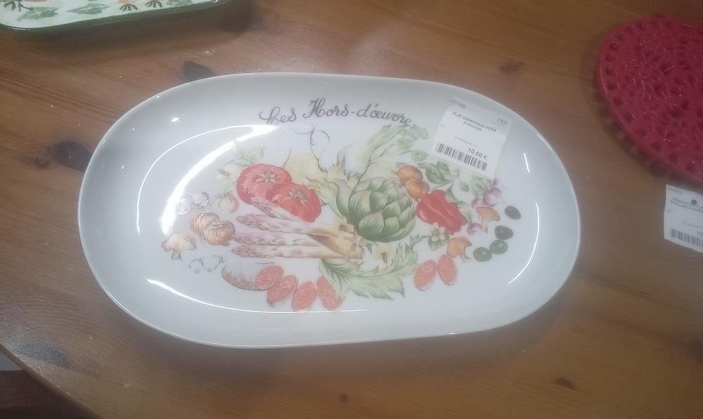 PLAT CERAMIQUE HORS D'OEUVRE 