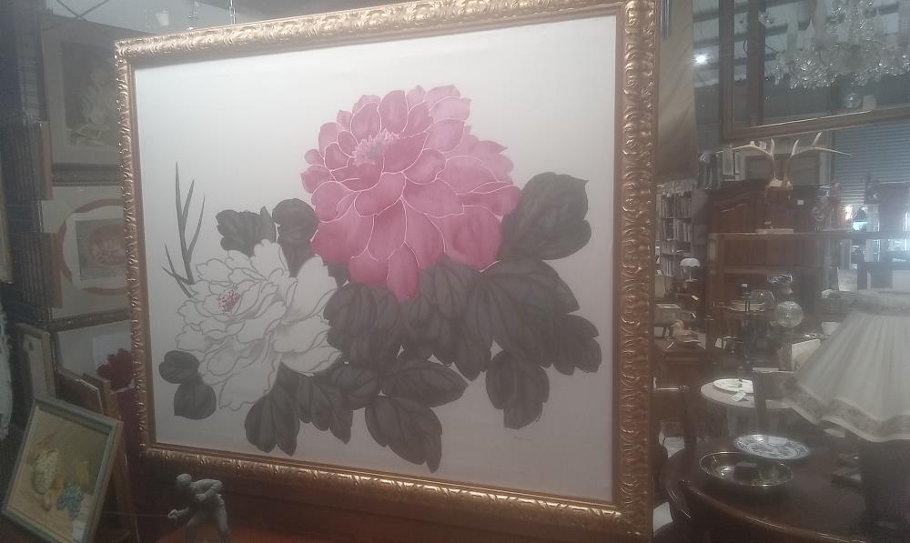 TABLEAU SUR SOIE BOUQUET DE ROSE CADRE DORE GM