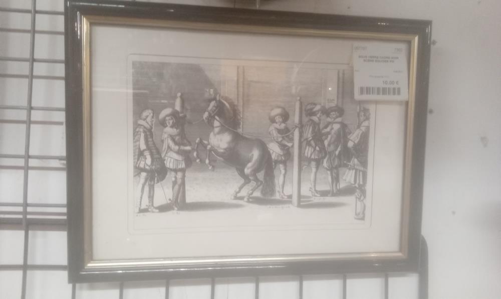 SOUS VERRE CADRE NOIR SCENE EQUIDEE PM