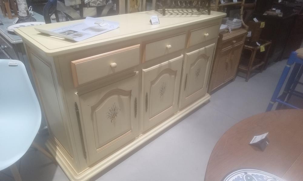 BUFFET BAS 3 PORTES+3 TIROIRS PEINT JAUNE AVEC DECOR PROVENCAL