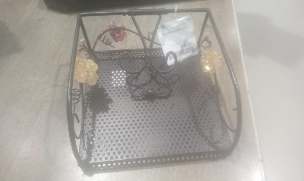 PORTE SERVIETTE METAL