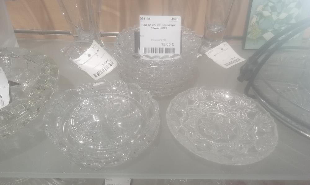 LOT DE COUPELLES VERRE TRAVAILLEES
