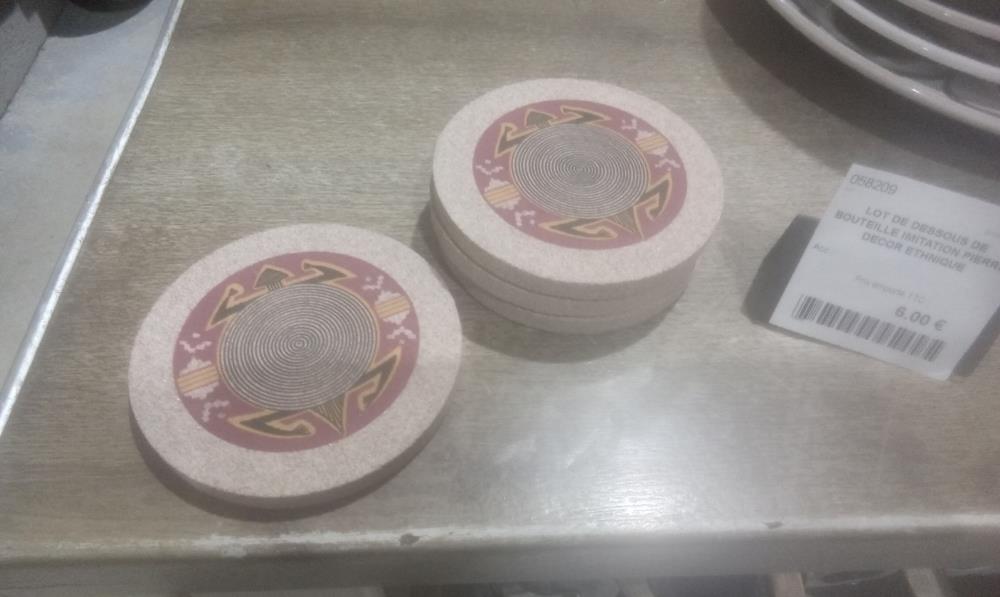LOT DE DESSOUS DE BOUTEILLE IMITATION PIERRE DECOR ETHNIQUE